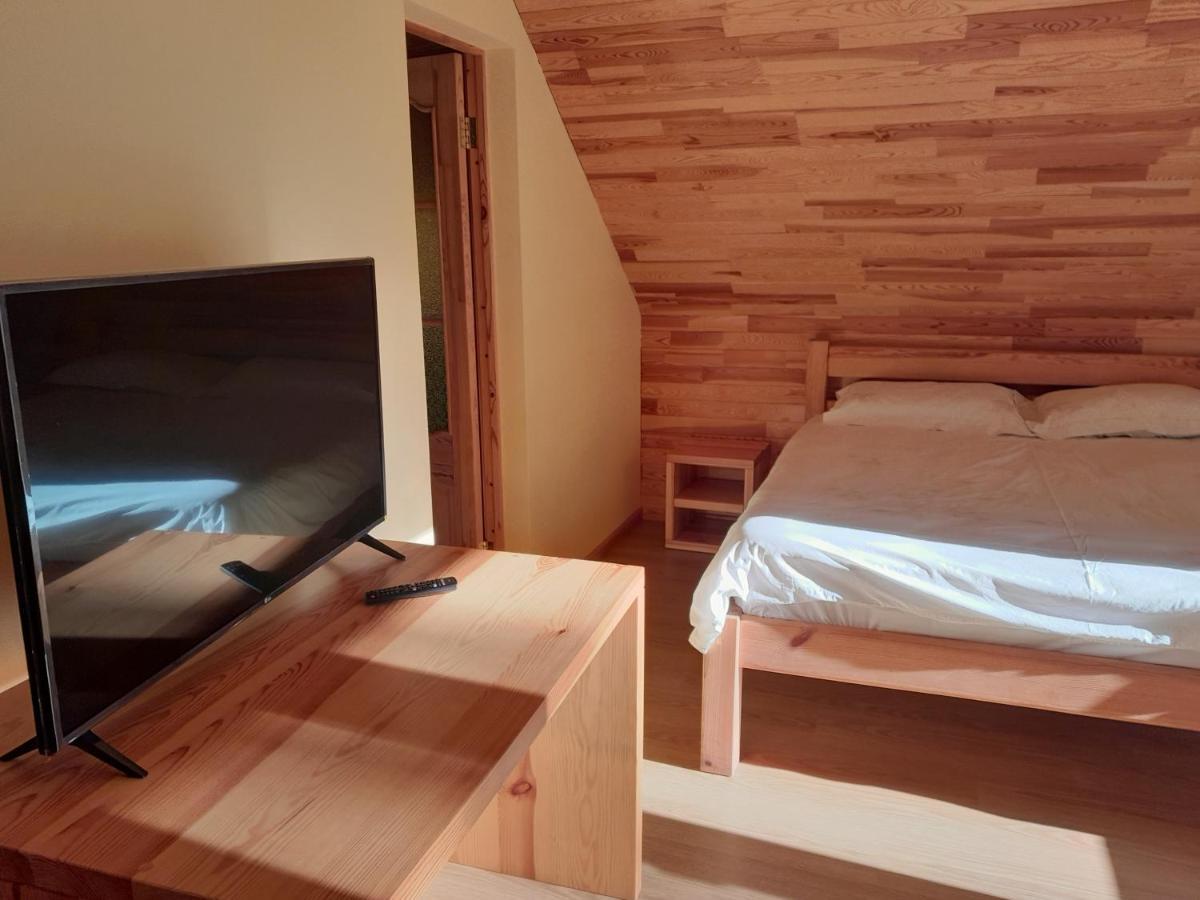 Guest House Vilcini Bernāti Εξωτερικό φωτογραφία